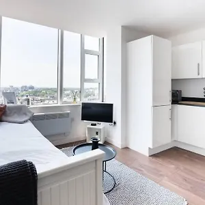 Skyline Apartment